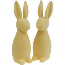 Artikel Decoratieve Paashaas – 2e keus – Gevlokt lichtgeel H29,5cm 2 st.