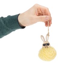 Artikel Paashaasdecoratie om op te hangen, pluizige haas, geel, Ø7cm, 6 stuks