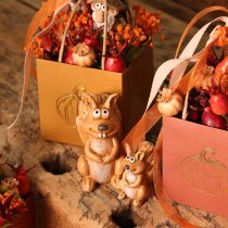 Artikel Zittend eekhoornfiguurtje voor herfstdecoratie, 10 cm