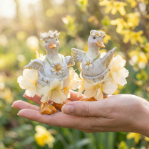 Artikel Decoratief eendje in een bloemenjurk, lente, gedetailleerd zomerdecoratieaccessoire, 11 cm, 2 stuks