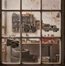 Artikel Vintage decoratieve metalen auto's om op te hangen, diverse maten, 9-10 cm, 4 stuks