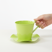 Artikel Decoratieve theekopjes van metaal met schotel, lichtgroen, Ø12 H10cm, 8 stuks