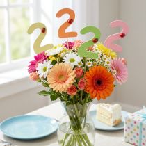 Artikel Aantal pluggen verjaardag 2 bloempluggen hout 27,5cm 16 st