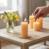 Artikel Effen gekleurde kaarsen abrikoos lichtzuilen 50×100mm 4 st