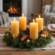 Artikel Rustieke pilaarkaarsen, door en door geel geverfd, voor adventskransen en lantaarns, set van 4, 70/140 mm