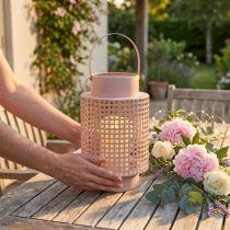 Artikel Decoratieve lantaarn roze metalen lantaarn met handvat Ø18cm H29cm