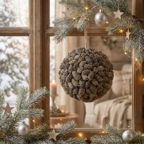 Artikel Elzen kegel decoratieve bal om op te hangen, wit gewassen, 20cm