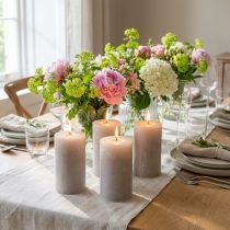 Artikel Lichtgrijze pilaarkaarsen, set van 4 - effen kleur, decoratieve cilinderkaarsen 70x120mm, langdurige blokkaarsen voor stijlvolle verlichting en huisdecoratie