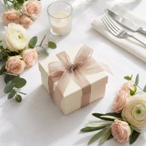 Artikel Organza lint cadeaulint beige lint zelfkant taupe 15mm 50m