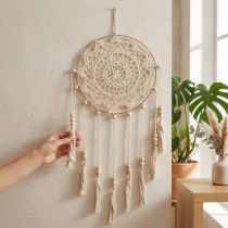 Artikel Macramé dromenvanger wanddecoratie Boho Chic handgemaakt crème Ø22cm H54cm