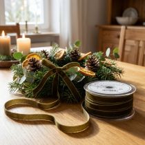 Artikel Decoratief fluwelen lint, smal, 10 mm breed, 20 m lang, op een rol.
