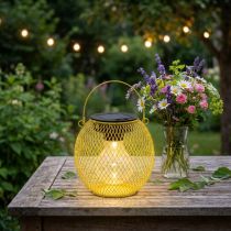 Artikel Solarlantaarn voor tuin en terras in een modern design, gemaakt van metaal, 12 cm
