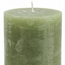 Artikel Effen kaarsen olijfgroene stompkaarsen 85×120mm 2st