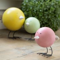 Artikel Decoratieve kuikenfiguurtjes met een rond ontwerp voor lichte en speelse accenten, 9,5 cm, 3 stuks
