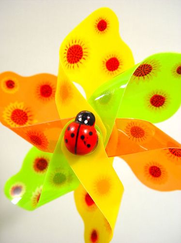 Floristik24 Molen met lieveheersbeestje op stok 7,5cm 18 st