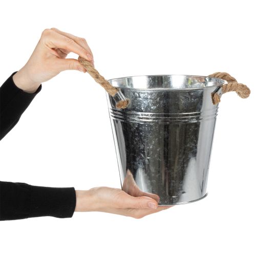 Decoratieve metalen emmerbloempot met touwgrepen Ø20cm | Floristik24.nl