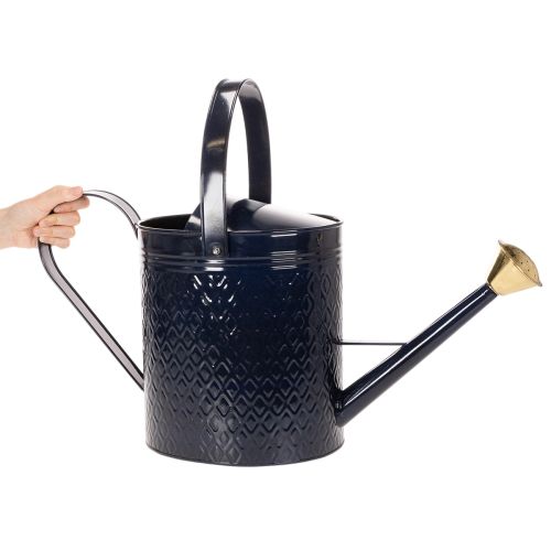 Decoratieve gieter in vintage blauw-goud geruit metaal retro design voor binnen, tuin en balkon, 65 cm | Floristik24.nl