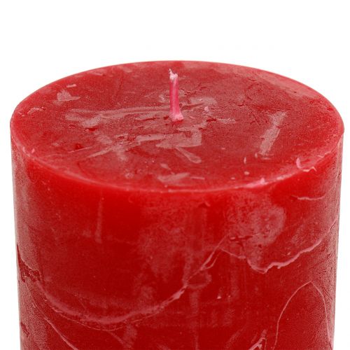 Artikel Effen gekleurde kaarsen rood 60x80mm 4st
