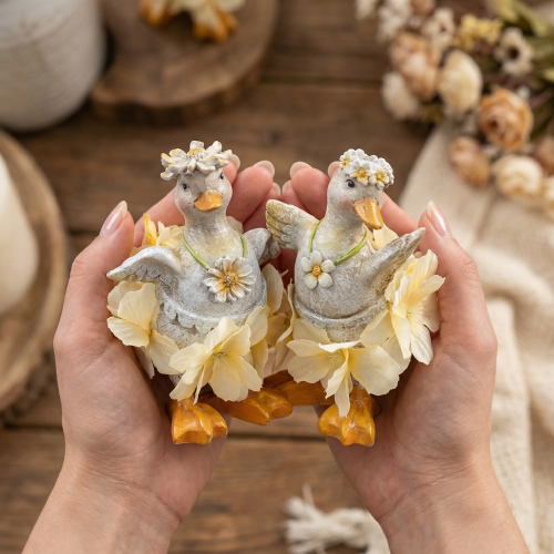 Artikel Decoratief eendje in een bloemenjurk, lente, gedetailleerd zomerdecoratieaccessoire, 11 cm, 2 stuks