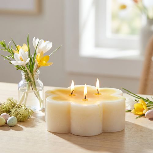 Kaars met drie lonten decoratieve bloemenkaars geel wit Ø11,5cm H4cm | Floristik24.nl