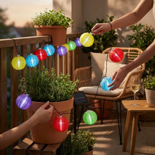 Solar lantaarn ketting LED kleurrijk 4.5m 10 lampen koud wit | Floristik24.nl