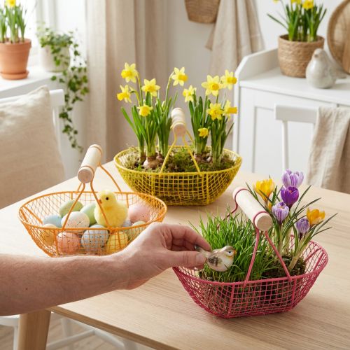 Draadmandje met houten handvat. Praktisch ontwerp. Ideaal voor lentedecoratie, thuis en op kantoor. 17 cm, 6 stuks. | Floristik24.nl