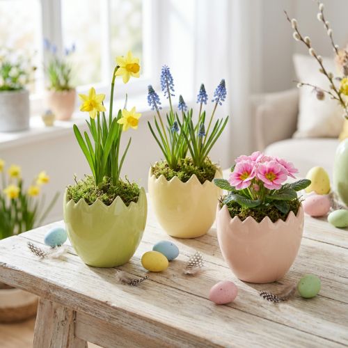 Bloempot met paaseimotief voor
