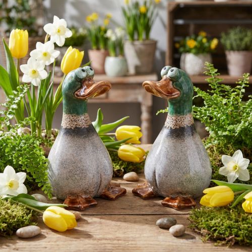 Eenden decoratieve keramiek bruin groene mannetjeseend zittend H17,5cm 2 st | Floristik24.nl