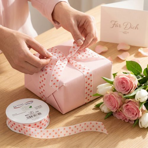 Artikel Cadeaulint met hartjes, ideaal voor creatieve verpakkingsideeën en persoonlijke cadeaus, 2,5 cm breed, 15 m lang