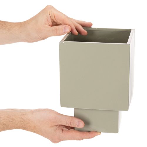 Groene kubusvormige plantenbak, 22 cm, met verhoogde standaard | Floristik24.nl