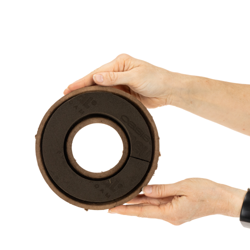 Bloemenfoam ring OASIS® Renewal® Bloemenfoam Biolit® Ring 17cm 2 stuks | Floristik24.nl