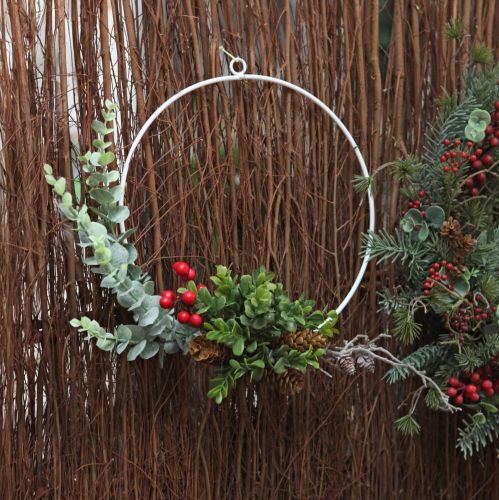Artikel Decoratieve krans eucalyptus, bessen en kegels kunstmatig Ø30cm