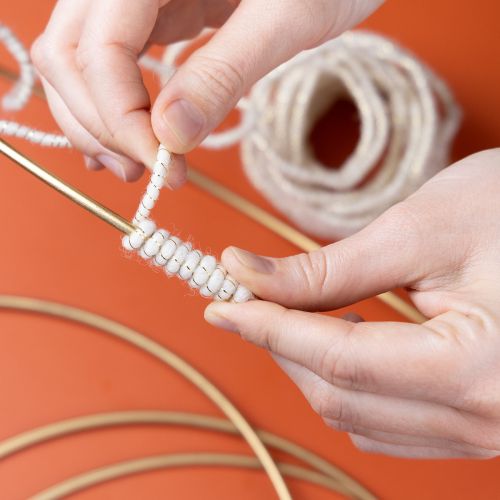 Artikel Wit wollen koord met gouden draad, 5 m x 5 mm, met draad voor decoratie en knutselen.