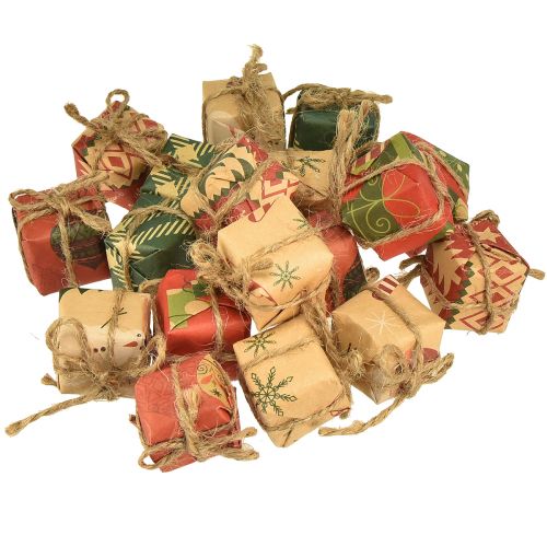 Artikel Papieren geschenkdoosjes miniset, rood-groen-naturel, 2,5x3 cm 18 stuks - Kerstdecoratie