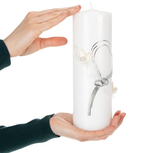 Artikel Feestelijke trouwkaars met een stijlvol hartvormig ontwerp, zilveren versieringen en organza lint – ideaal voor bruiloften en zilveren huwelijksjubilea, 230/80 mm