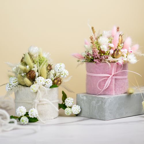 Artikel Kunstbloemenboeket zijden bloemen bessentak wit 48cm
