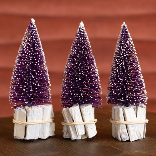 Artikel Decoratieve kerstboom in paars met sneeuwpunt op een rustieke houten voet 15cm 3 stuks.