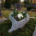 Wijnstok hart gewassen wit 16cm x 21cm 1st | Floristik24.nl
