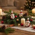 Kerstmanfiguur van keramiek, rood, 7 cm – Feestelijke kerstversiering – 6 st | Floristik24.nl