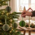 Kerstballen, papieren honingraatballen, groen en goud, 7 cm, 4 stuks, decoratie | Floristik24.nl
