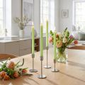 Limegroene geverfde taps toelopende kaarsen 22×240mm 12 stuks | Floristik24.nl