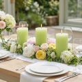 Set van 4 limoengroene pilaarkaarsen - Elegante tafeldecoratie &amp; sfeerkaarsen voor in huis, 70x120mm - Ideaal voor feesten en dagelijks gebruik | Floristik24.nl