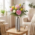 Decoratieve vaas metaal gehamerd bloemenvaas zilver Ø9,5cm H32cm | Floristik24.nl