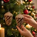 Gouden glitter dennenappels, 13 cm, 4 stuks, kerstboomversiering | Floristik24.nl