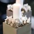 Groene kubusvormige plantenbak, 22 cm, met verhoogde standaard | Floristik24.nl