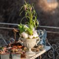 Antieke trofee met handgrepen metalen decoratie vintage grijs wit H18cm | Floristik24.nl
